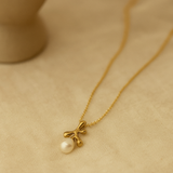 FLOREA Pendant with pearl