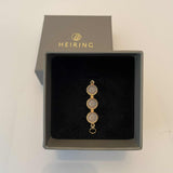 Koulè top with grey moonstone for bangle