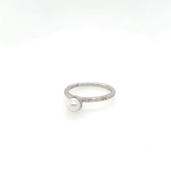 MAI Ring with pearl