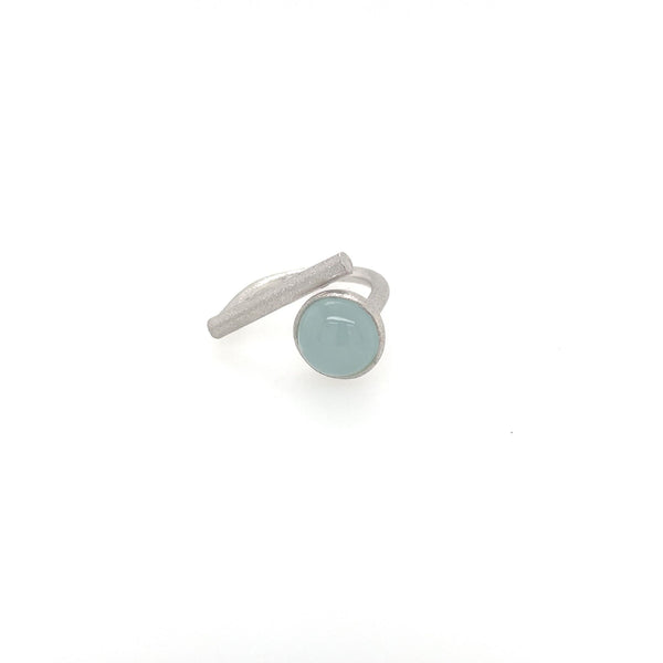 Simplicity ring with aquamarine