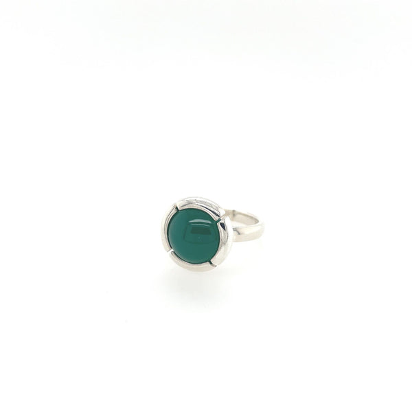 Colormatch ring with green onyx