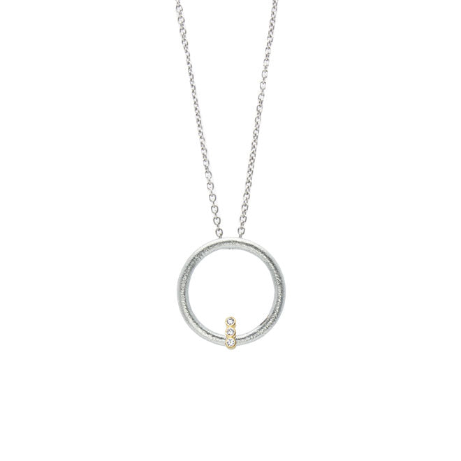 Angle pendant with diamonds