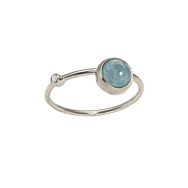 Koulè ring with aquamarine and diamond