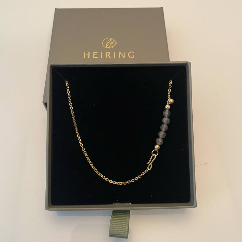 Chain with grey moonstone