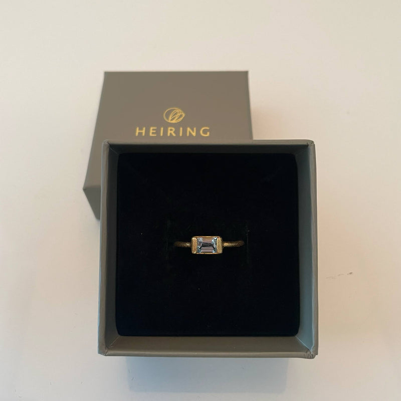 Square ring Sky blå topas