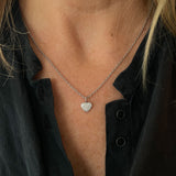 Hjerte vedhæng i hvidguld med brillanter