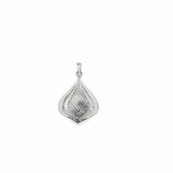 Pendant with diamonds in 14 kt.