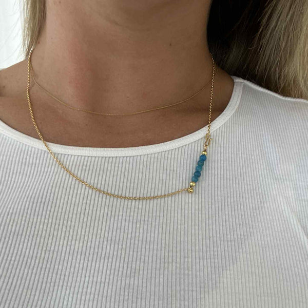 Chain with blue apatite