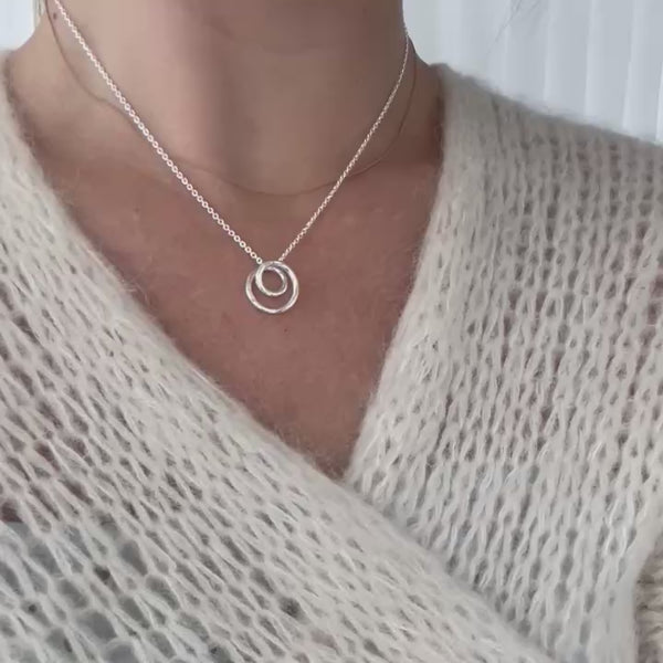 Twister pendant small