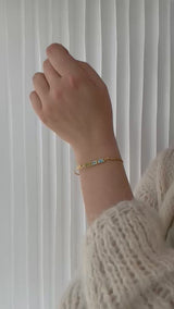 Bangle with mixed Square top