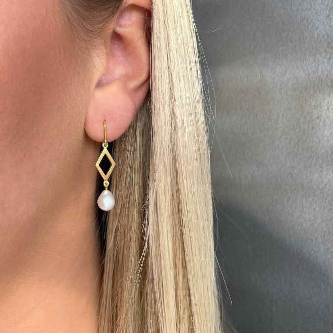 Pearl earring Rhombus