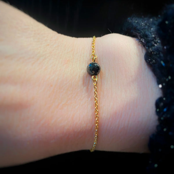 Bracelet with black diamond